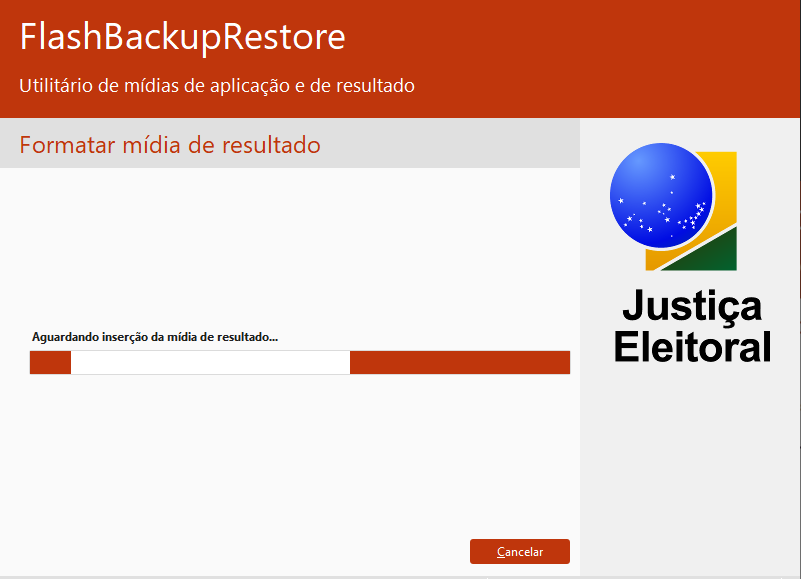 Tela do flash backup restore na opção formatar mídia de resultado apresentando a mensagem: Aguardando a inserção da mídia de resultado.